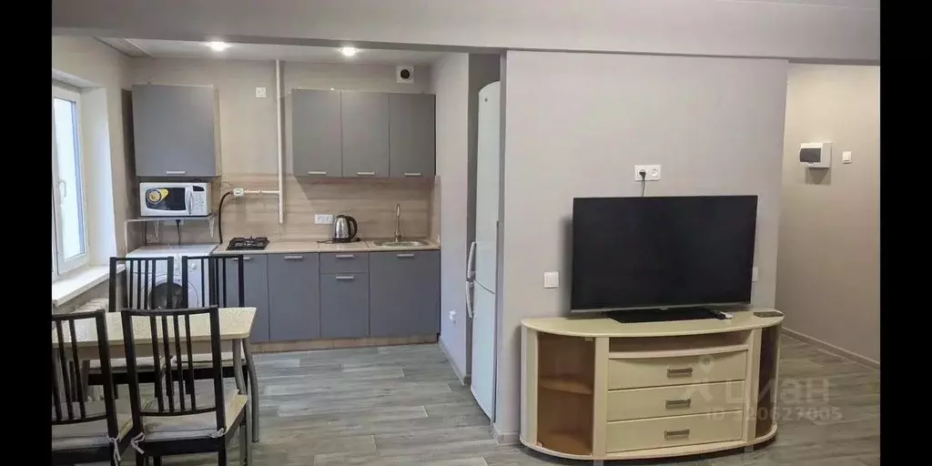 3-к кв. Омская область, Омск Городок Нефтяников мкр, ул. 22 Апреля, 8А ... - Фото 2