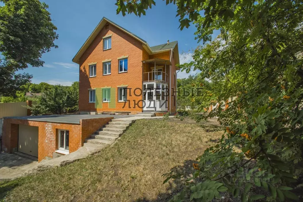 Дом в Саратовская область, Саратов ул. Лесная республика, 18 (390 м) - Фото 0