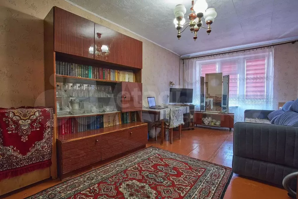 1-к. квартира, 32 м, 8/9 эт. - Фото 0