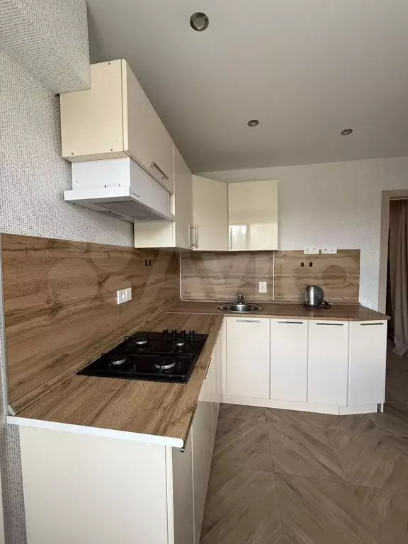 1-к. квартира, 43 м, 3/5 эт. - Фото 0