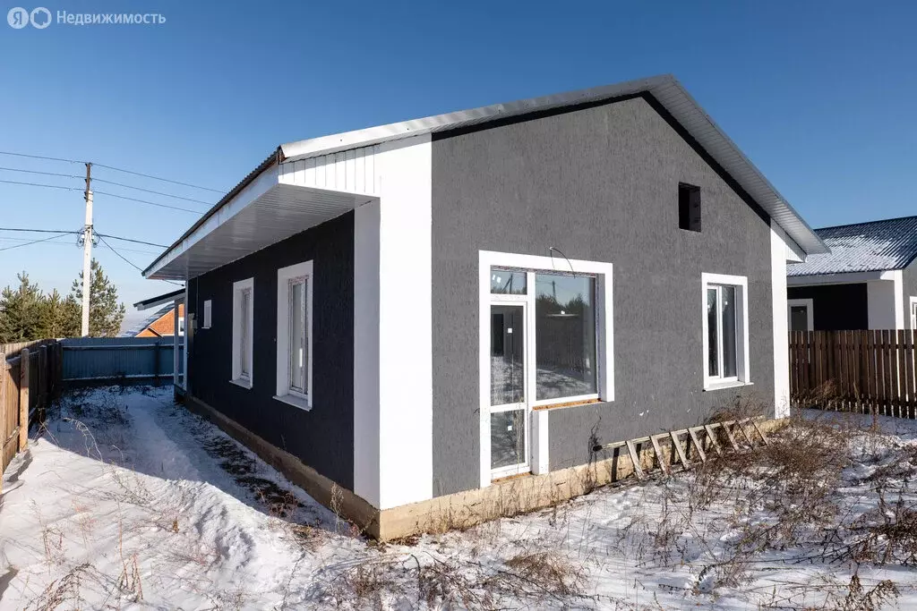 Дом в Максимовщина, Дальняя улица (140 м) - Фото 1