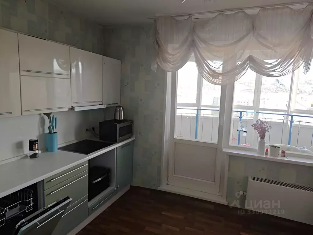2-к кв. Красноярский край, Красноярск наб. Ярыгинская, 35 (67.0 м) - Фото 2