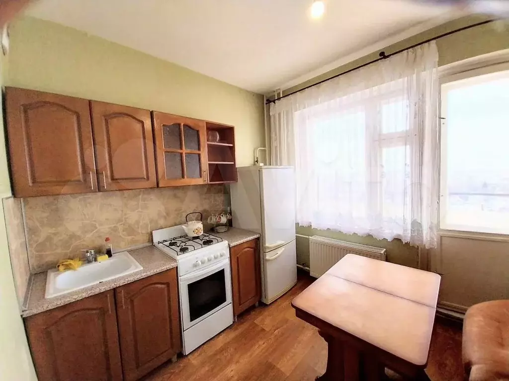 1-к. квартира, 40 м, 9/10 эт. - Фото 0