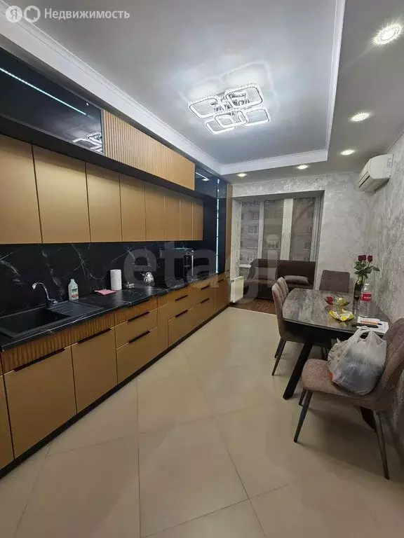 1-комнатная квартира: Ставрополь, улица Пирогова, 36Б (52 м) - Фото 2