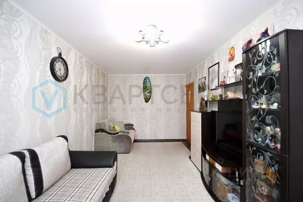 2-к кв. Омская область, Омск Крыловская ул., 25 (44.8 м) - Фото 0
