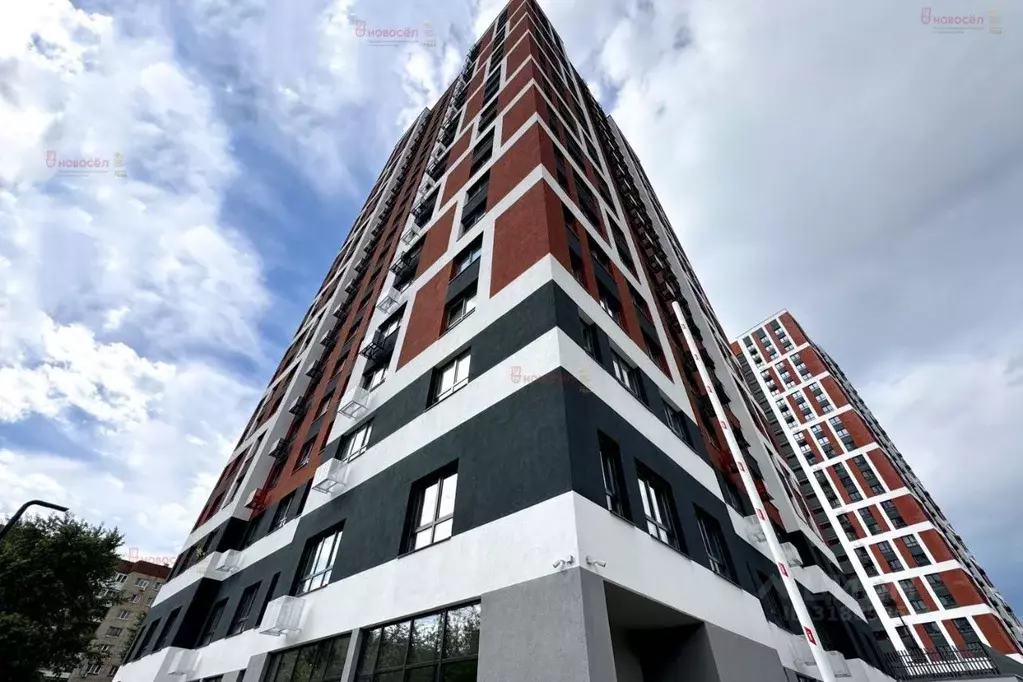 Торговая площадь в Свердловская область, Екатеринбург Куйбышева 100 ... - Фото 1