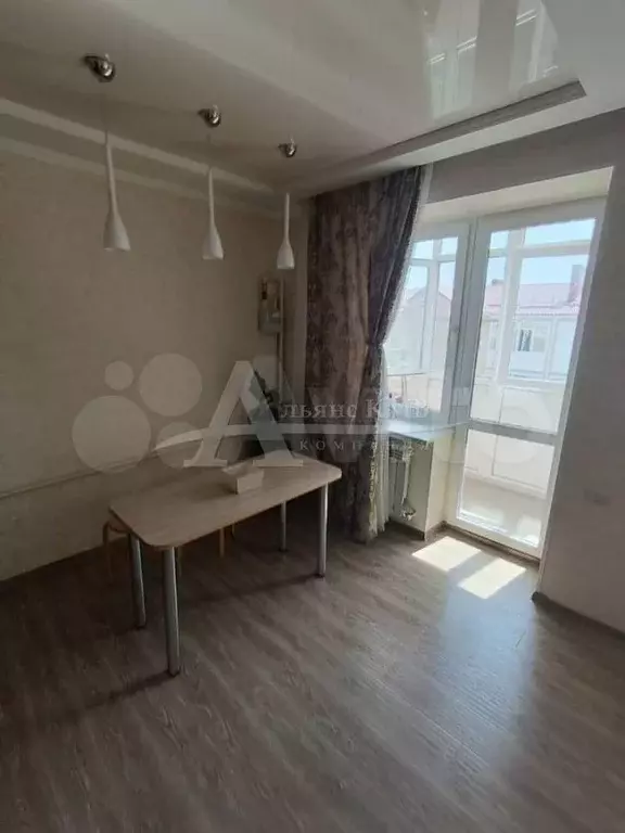 1-к. квартира, 48 м, 3/3 эт. - Фото 1