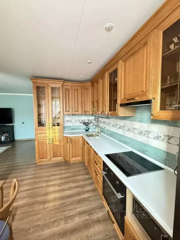 3-к кв. Омская область, Омск ул. Перелета, 19 (89.9 м) - Фото 2