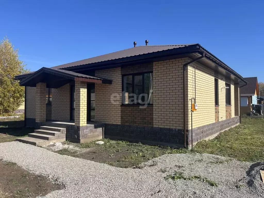 Дом в Башкортостан, Иглинский сельсовет, с. Иглино  (92 м) - Фото 0