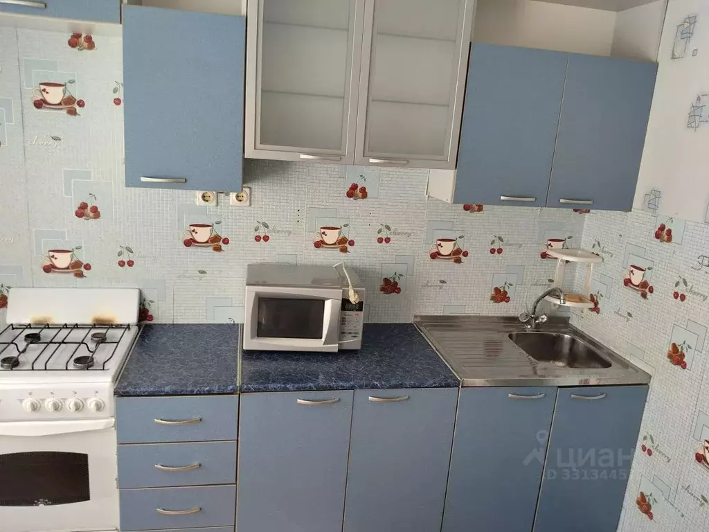 2-к кв. Курская область, Курск ул. Бойцов 9-й Дивизии, 185 (54.0 м) - Фото 1