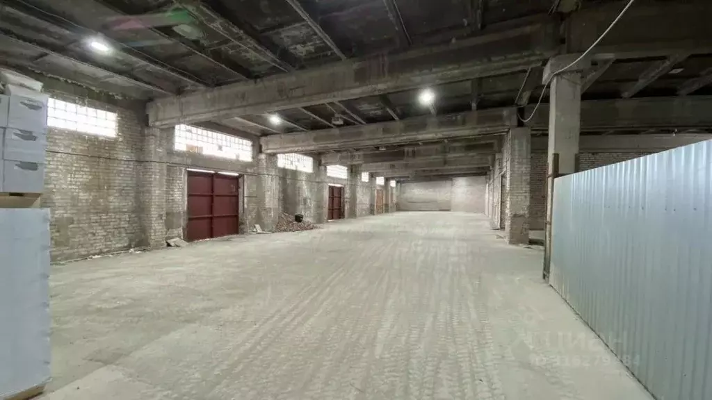 Склад в Новгородская область, Великий Новгород Сырковское ш. (2000 м) - Фото 0