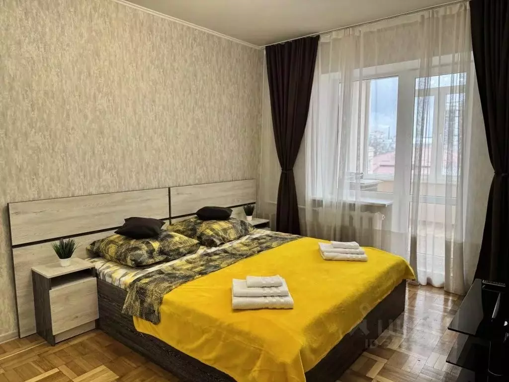 2-к кв. Крым, Симферополь ул. Героев Аджимушкая, 3А (70.0 м) - Фото 2