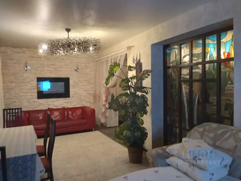 Комната Башкортостан, Уфа ул. 40 лет Октября, 11 - Фото 1