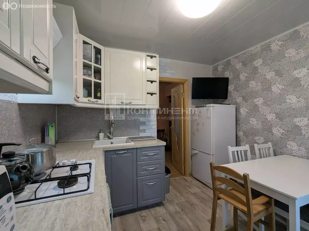 2-комнатная квартира: Ковров, улица Абельмана, 139/2 (54 м) - Фото 0