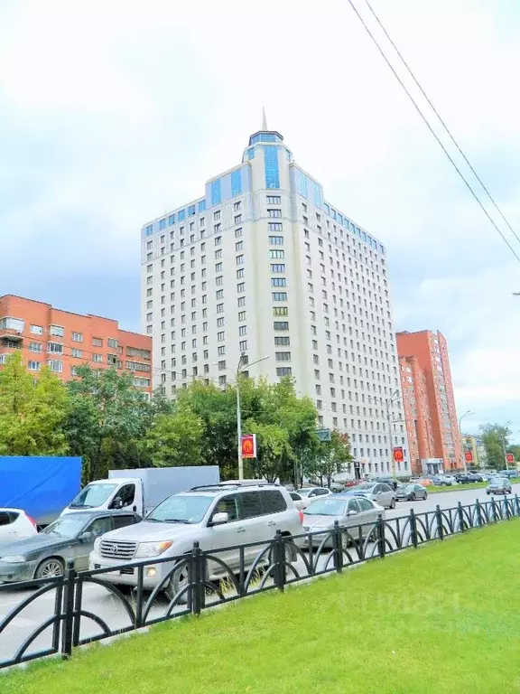 Гараж в Свердловская область, Екатеринбург ул. Белинского, 83 (12 м) - Фото 1