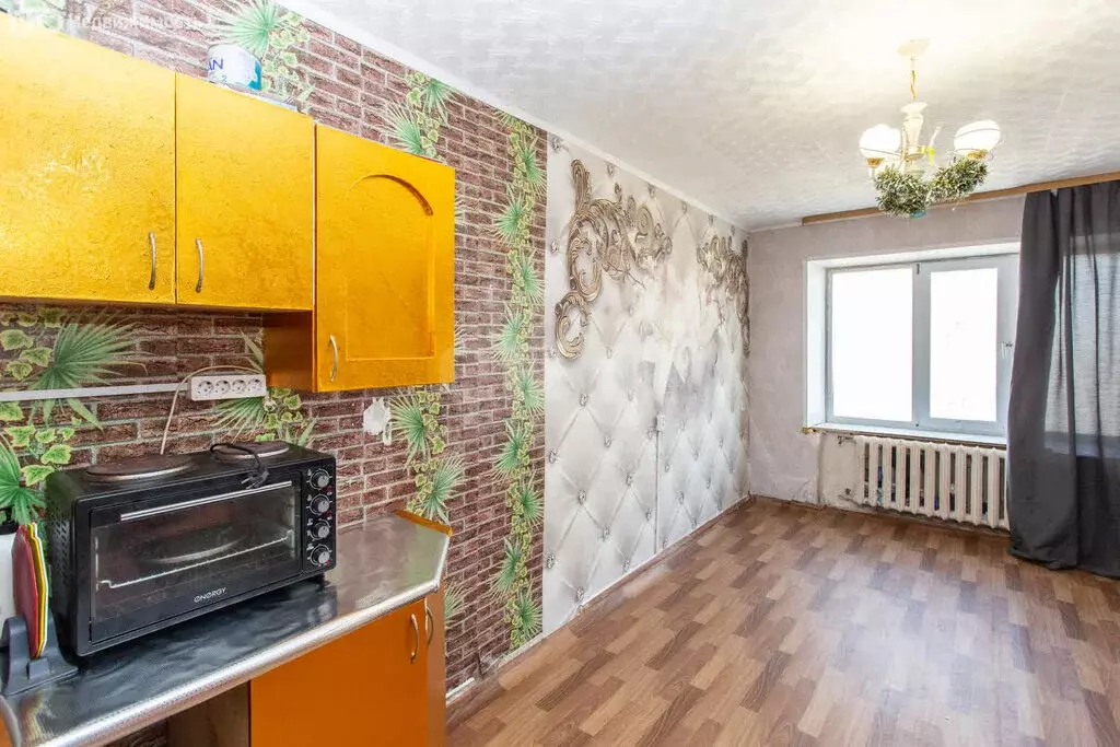 1-комнатная квартира: Тобольск, микрорайон Южный, 2 (16.8 м) - Фото 2