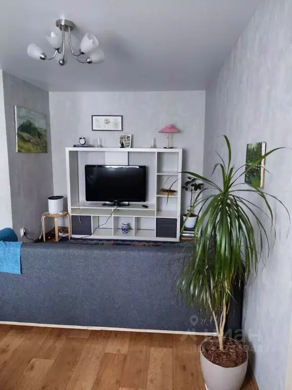 2-к кв. Омская область, Омск просп. Карла Маркса, 29А (45.0 м) - Фото 0