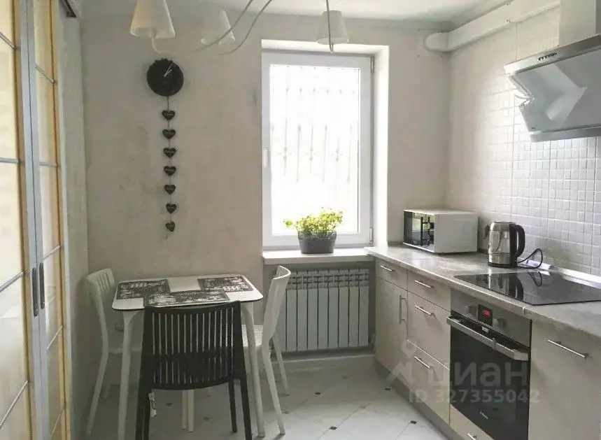 1-к кв. Крым, Симферополь ул. Большевистская, 24 (35.0 м) - Фото 1