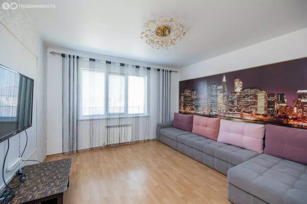 Дом в Оренбургский район, Сергиевский сельсовет, село Приютово, ... - Фото 1