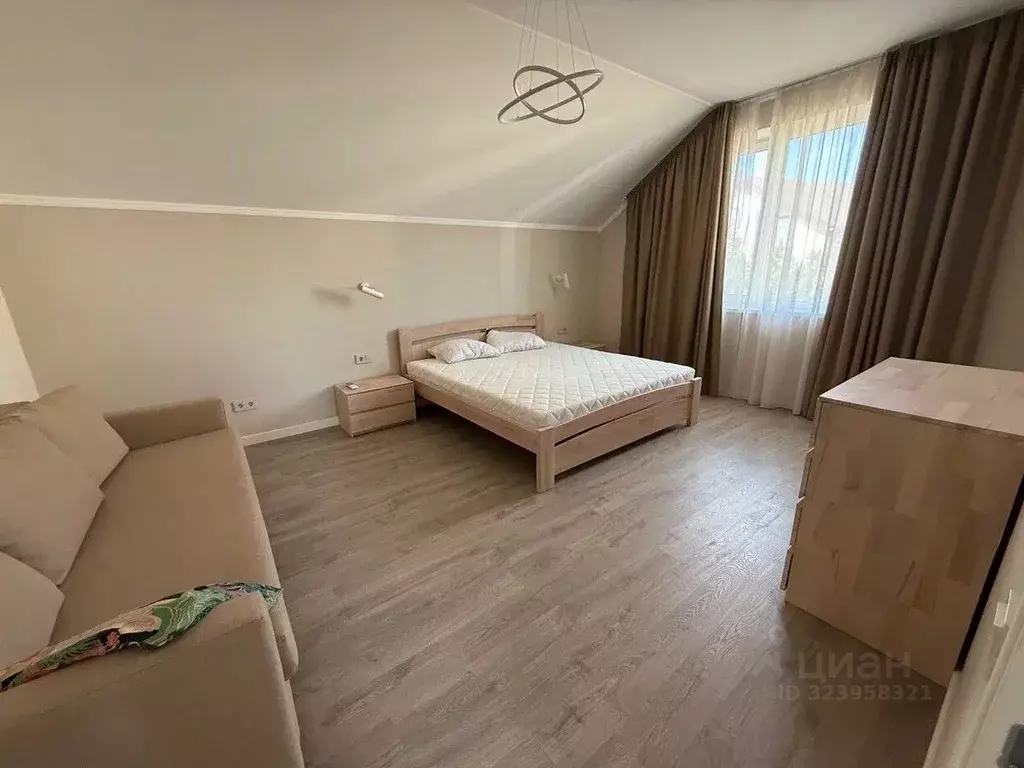 Дом в Севастополь ул. Лесхозная, 9 (284 м) - Фото 1