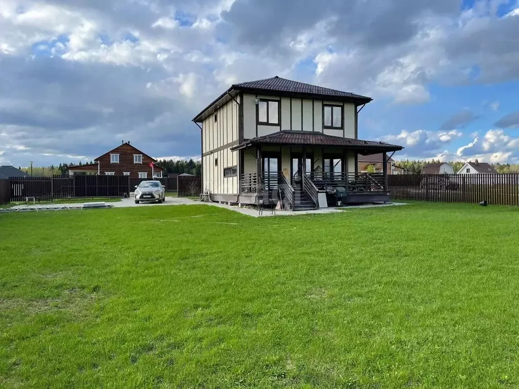 Дом в Калужская область, Малоярославецкий муниципальный округ, ... - Фото 1