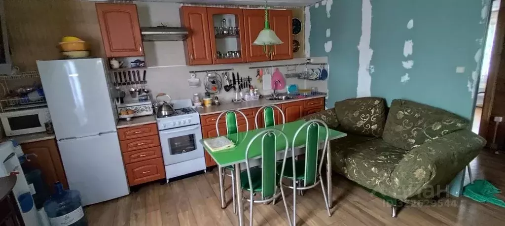 Дом в Новгородская область, Шимский район, Подгощское с/пос, д. ... - Фото 0