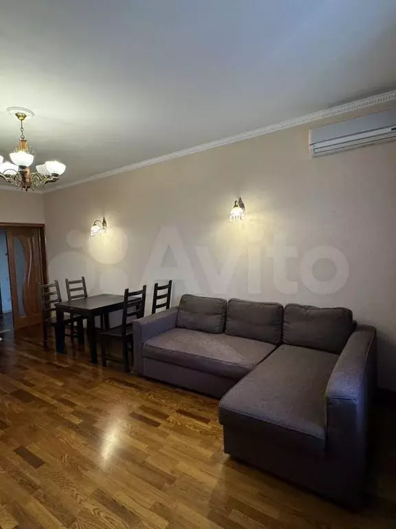 1-к. квартира, 55 м, 13/22 эт. - Фото 0