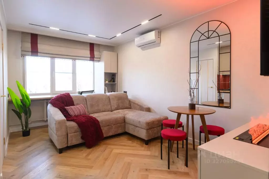 1-к кв. Челябинская область, Челябинск ул. Энгельса, 69 (30.0 м) - Фото 2