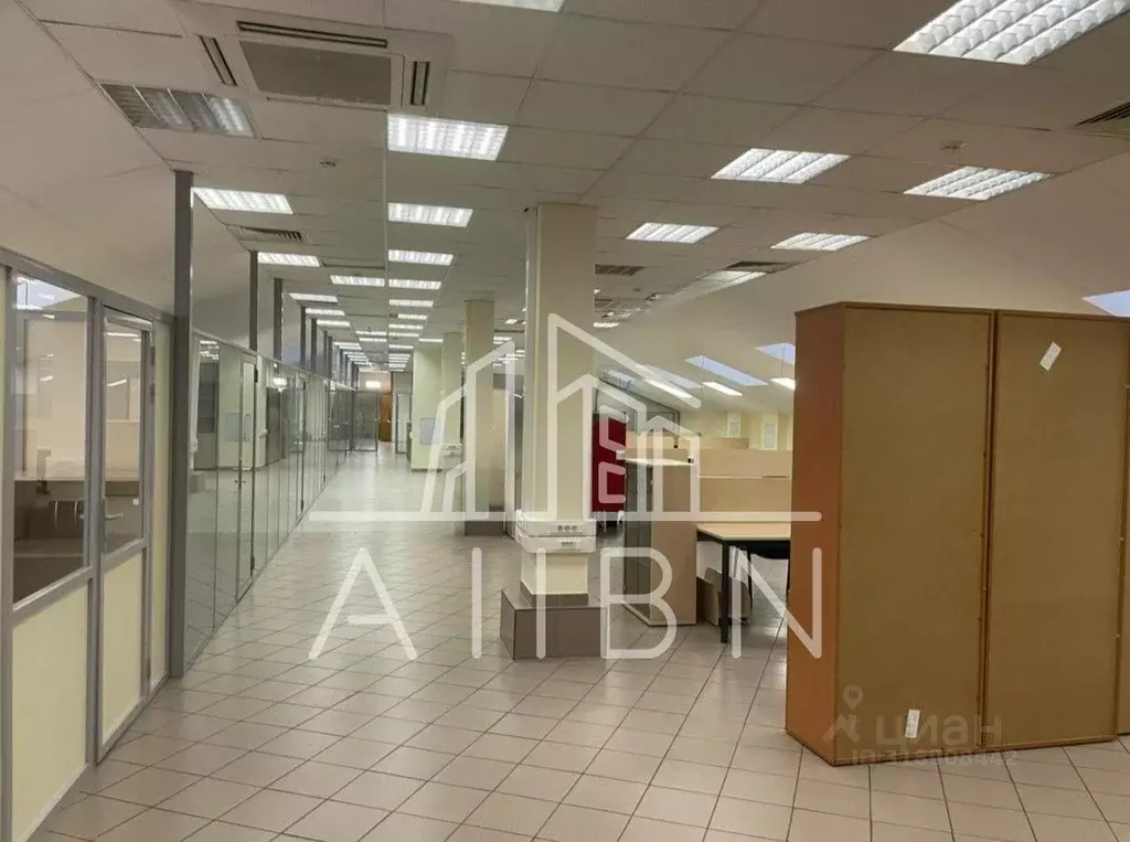Офис в Москва ул. Россолимо, 17 (600 м) - Фото 1