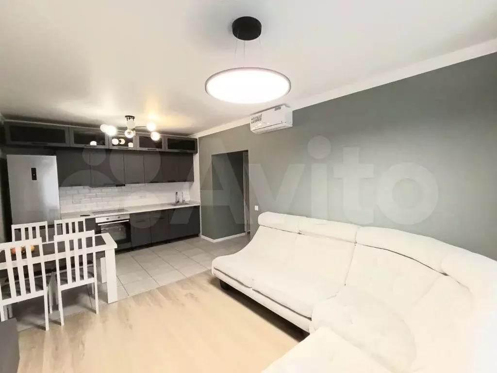 3-к. квартира, 60 м, 22/25 эт. - Фото 0
