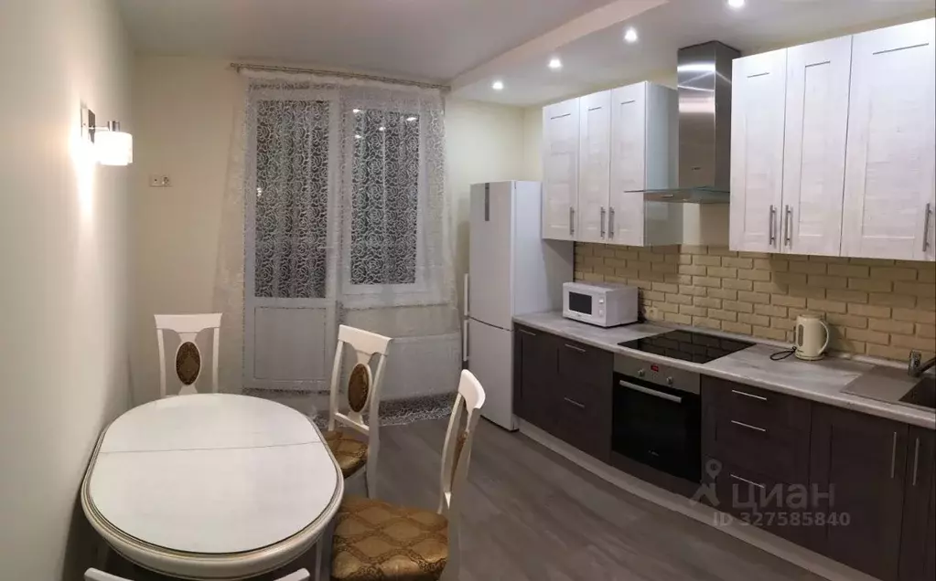 1-к кв. Татарстан, Казань Комсомольская ул., 1 (47.0 м) - Фото 1