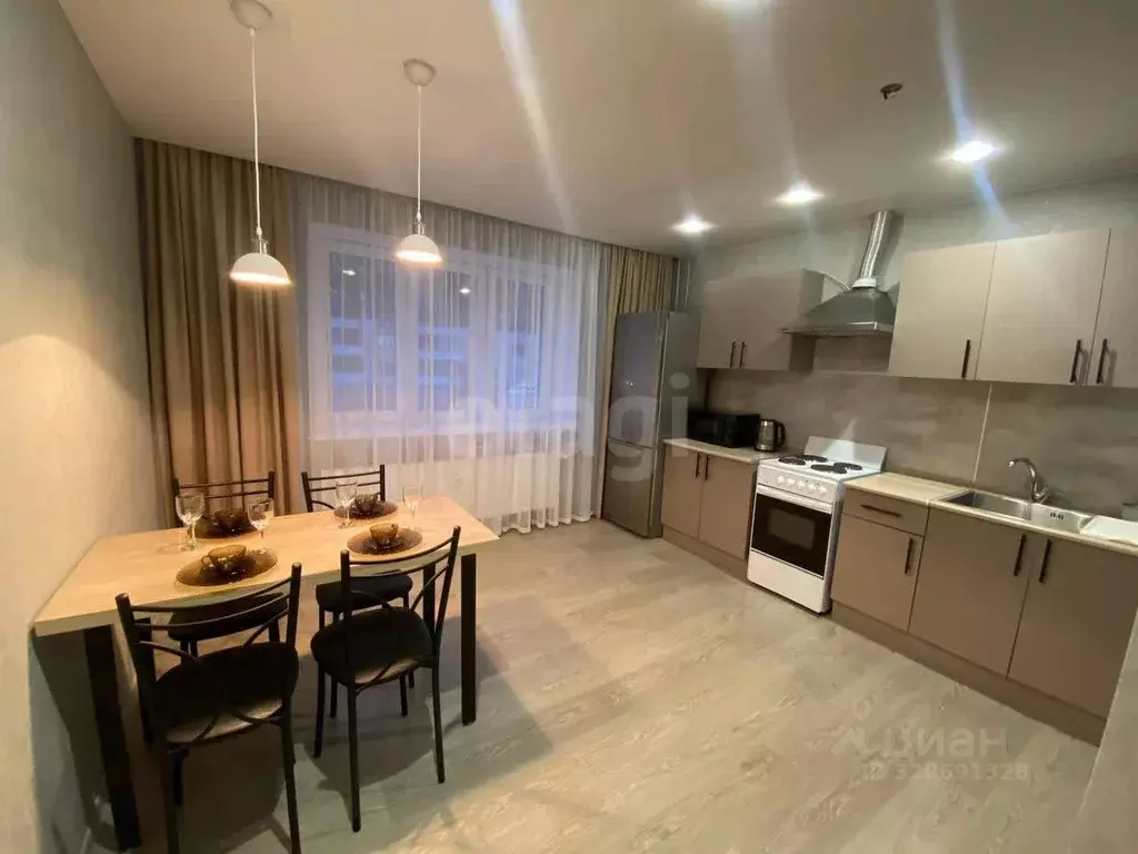 2-к кв. Татарстан, Казань ул. Зур Урам, 1Кк5 (51.6 м) - Фото 1