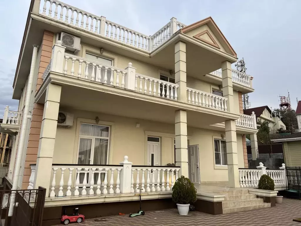 Дом в Краснодарский край, Сочи Блиново мкр, ул. Лесная, 6/27 (475 м) - Фото 2