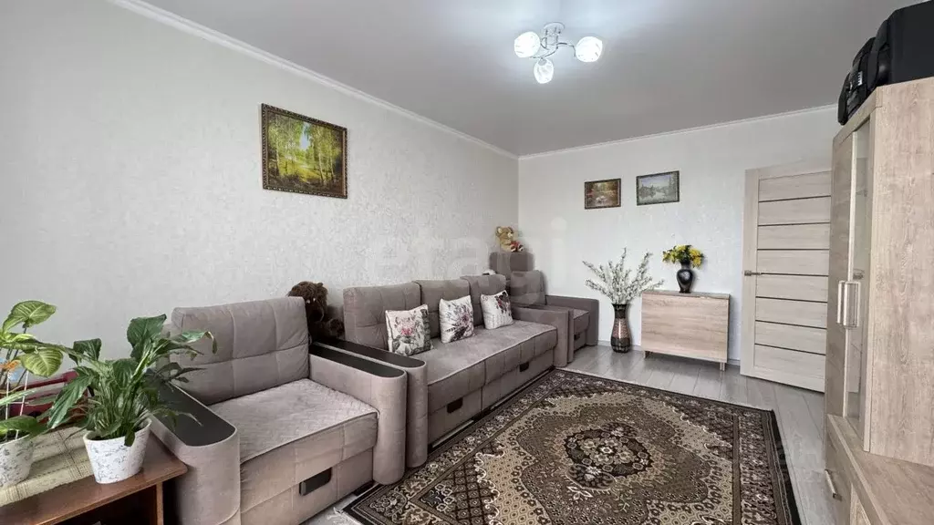 2-к кв. Адыгея, Майкоп ул. 12 Марта, 130/1 (52.9 м) - Фото 1
