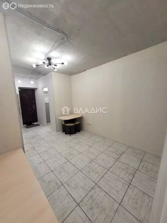 1к в 6-комнатной квартире (17 м) - Фото 1