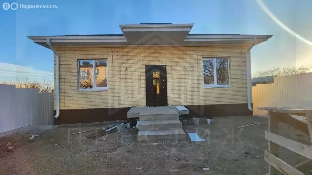 Дом в Ессентуки, Рабочая улица (130 м) - Фото 1