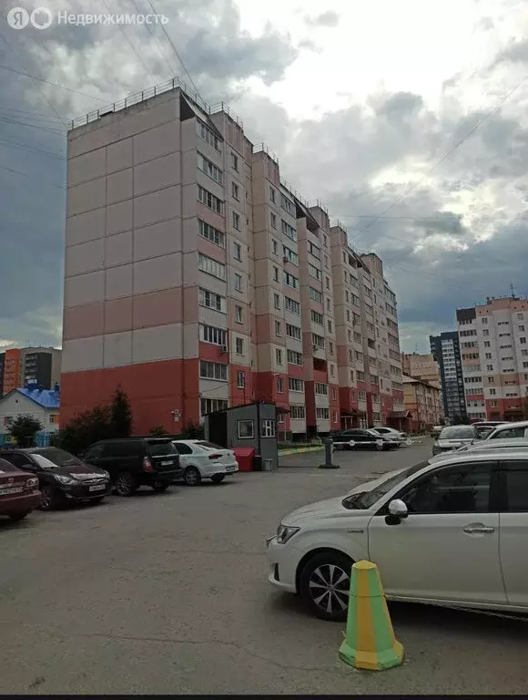 2-комнатная квартира: Барнаул, улица Сергея Ускова, 8 (62.16 м) - Фото 0