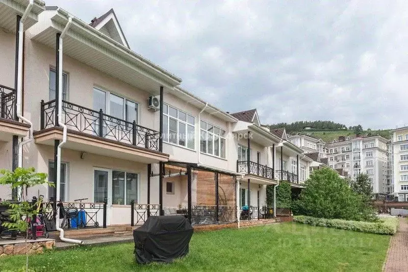 Таунхаус в Красноярский край, Красноярск пос. Удачный, Удачный мкр, ... - Фото 1