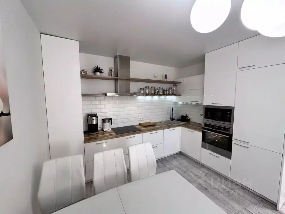 4-к кв. Башкортостан, Уфа ул. Степана Кувыкина, 5 (130.1 м) - Фото 2