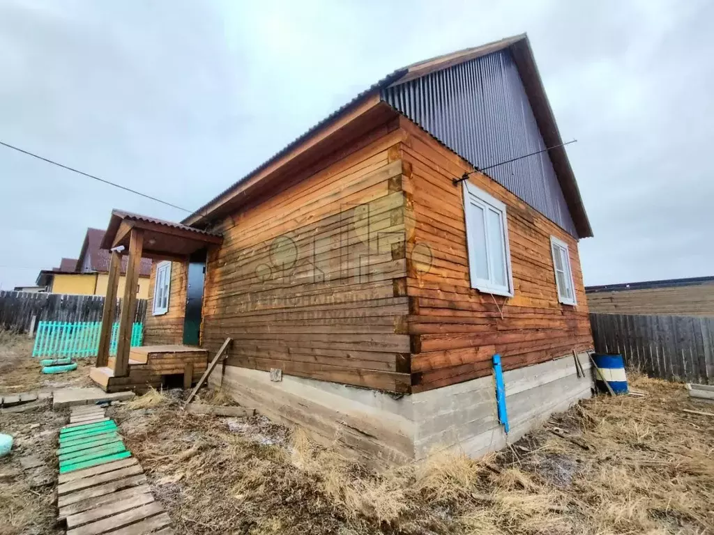 Дом в Иркутская область, Иркутский муниципальный округ, с. Хомутово ... - Фото 0