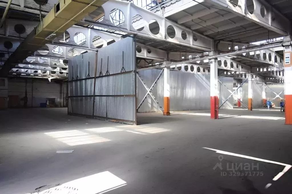 Склад в Московская область, Химки Сходня мкр, ул. Некрасова, 2 (2000 ... - Фото 0