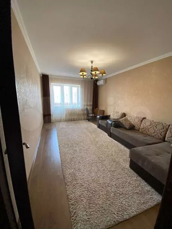 2-к. квартира, 72 м, 9/10 эт. - Фото 1