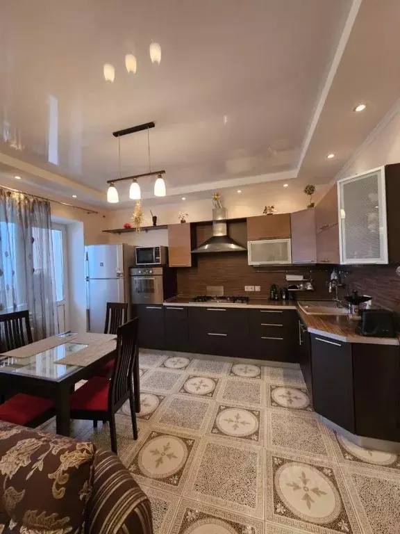 2-к кв. Московская область, Коломна ул. Фрунзе, 41 (72.4 м) - Фото 1