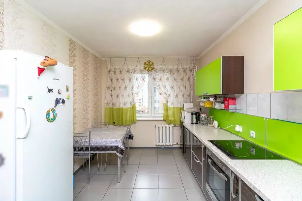 3-к кв. Тюменская область, Тюмень Солнечный проезд, 22 (79.0 м) - Фото 1