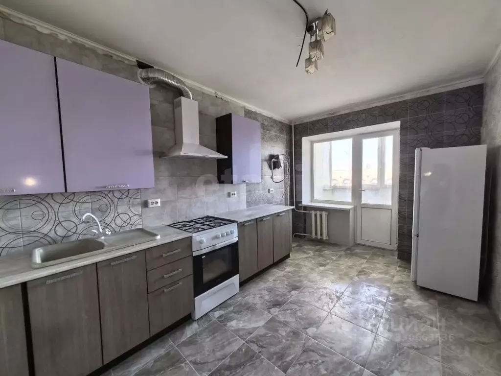 2-к кв. Краснодарский край, Ейск Красная ул. (64.5 м) - Фото 1