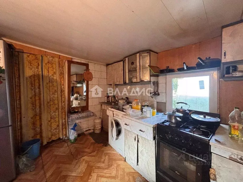 Дом в Белгородская область, Старый Оскол ул. Победы, 5 (50 м) - Фото 2