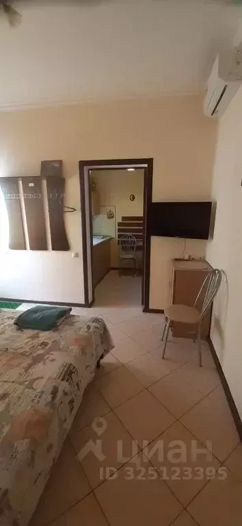 Комната Крым, Евпатория ул. Крымская, 3 - Фото 1