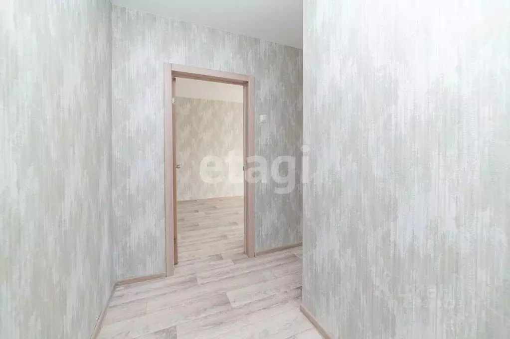 1-к кв. Курганская область, Курган Заозерный жилрайон, 8-й мкр, 5 ... - Фото 2