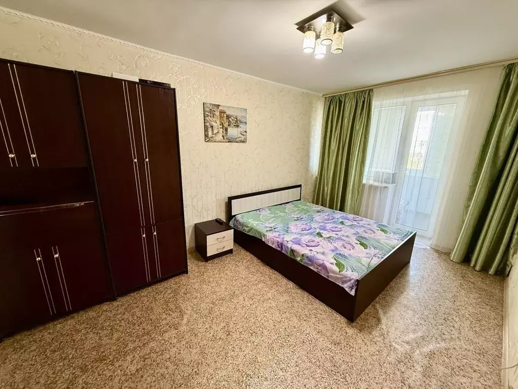 2-к кв. Севастополь просп. Октябрьской Революции, 37 (50.0 м) - Фото 1