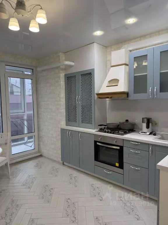 2-к кв. Ульяновская область, Ульяновск ул. Льва Толстого, 9 (75.0 м) - Фото 2